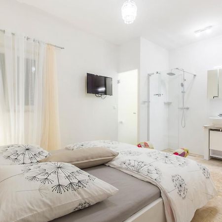Dalmata Lounge Apartment Starigrad Paklenica Exterior photo