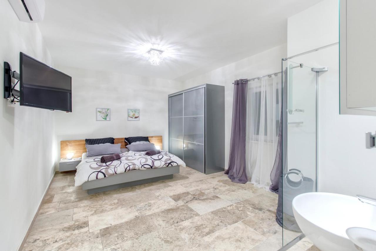 Dalmata Lounge Apartment Starigrad Paklenica Exterior photo