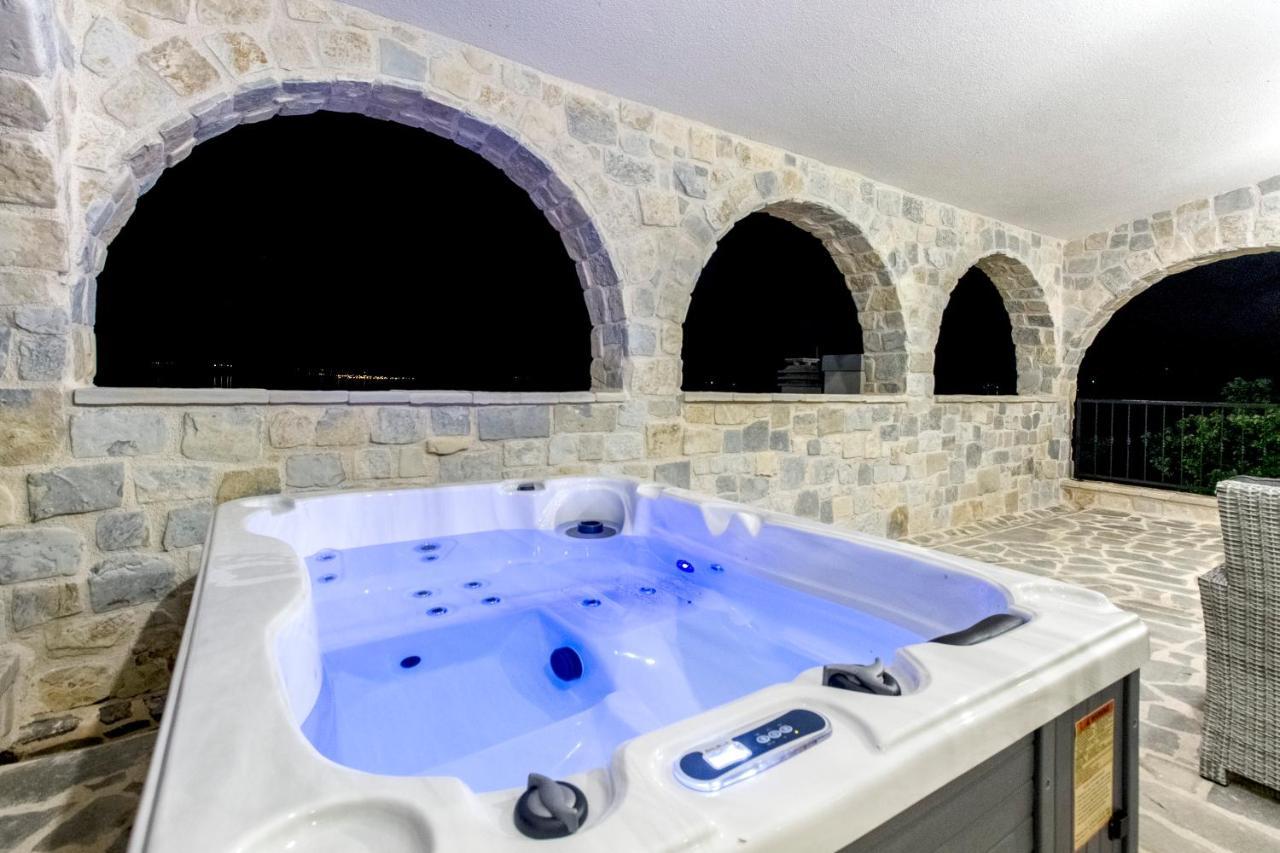 Dalmata Lounge Apartment Starigrad Paklenica Exterior photo