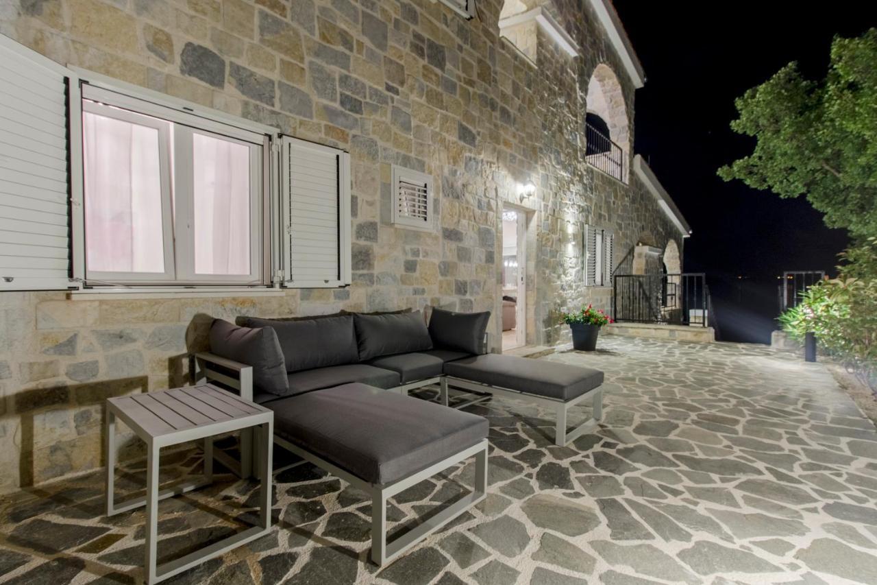 Dalmata Lounge Apartment Starigrad Paklenica Exterior photo