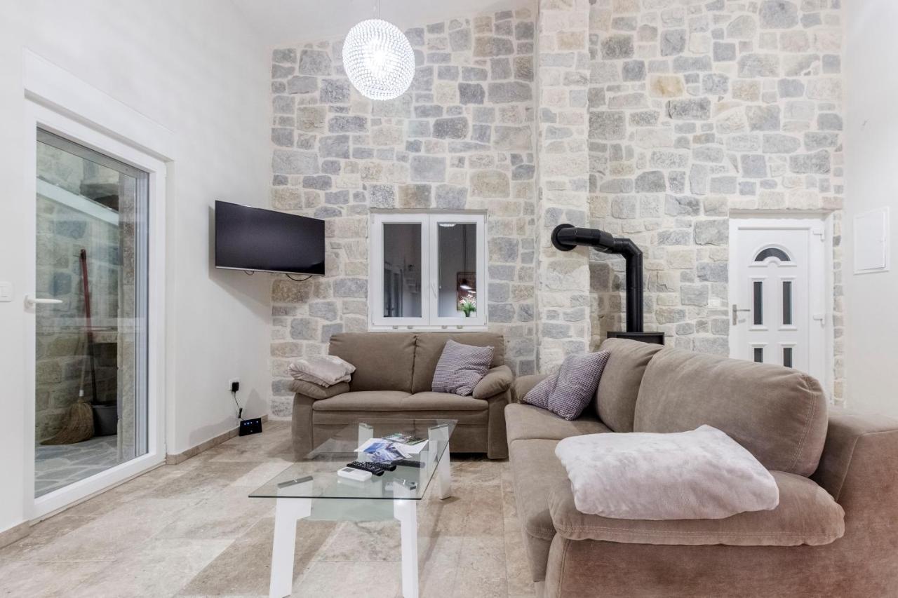 Dalmata Lounge Apartment Starigrad Paklenica Exterior photo